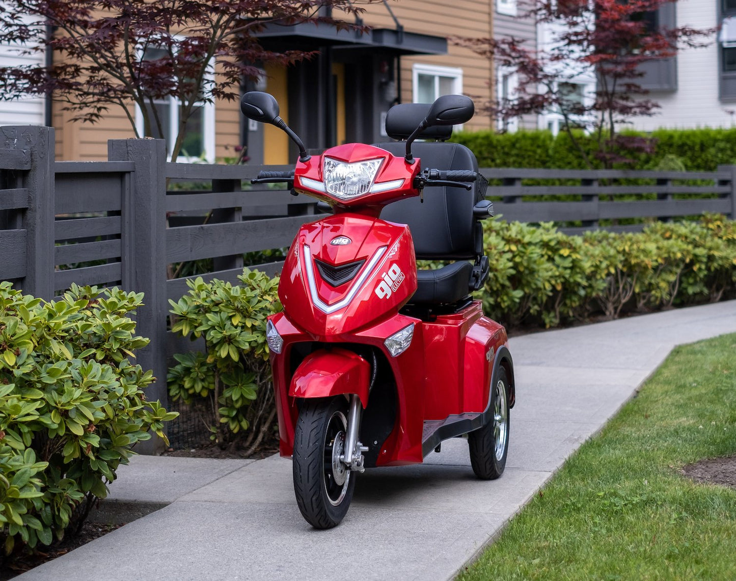 GIO - Titan Long Range 3-wheeled Mobility Scooter - GIO