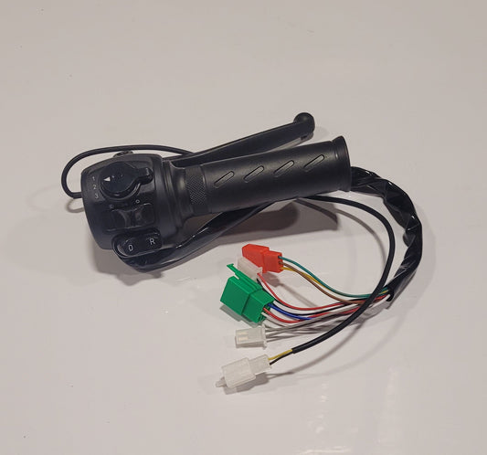 Right combination switch with throttle and brake lever